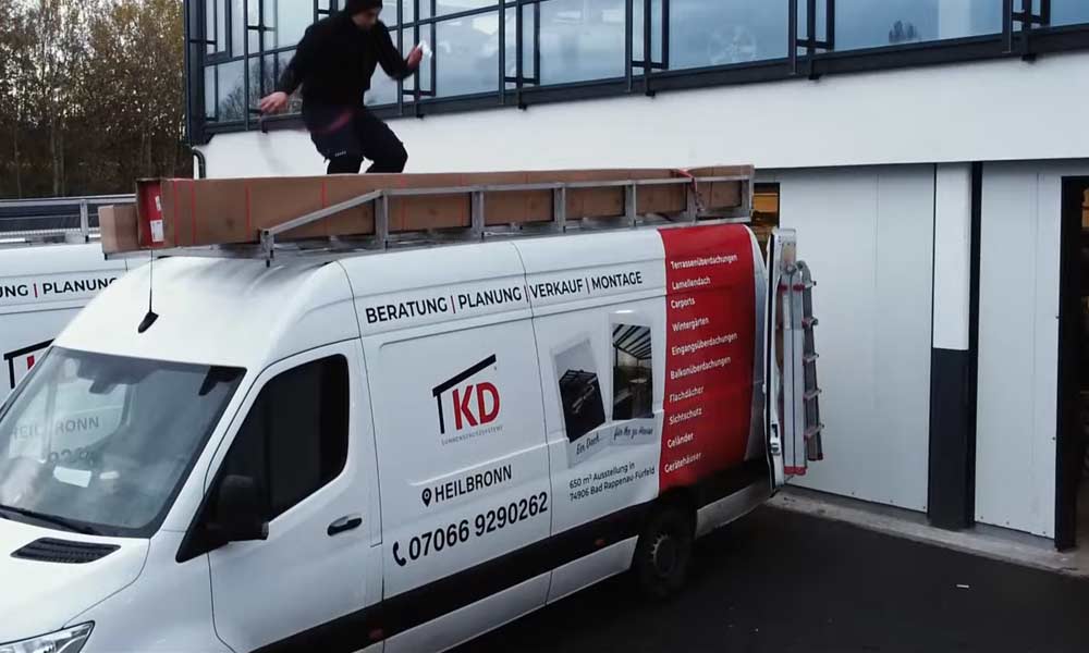 Beladen-der-Transporter